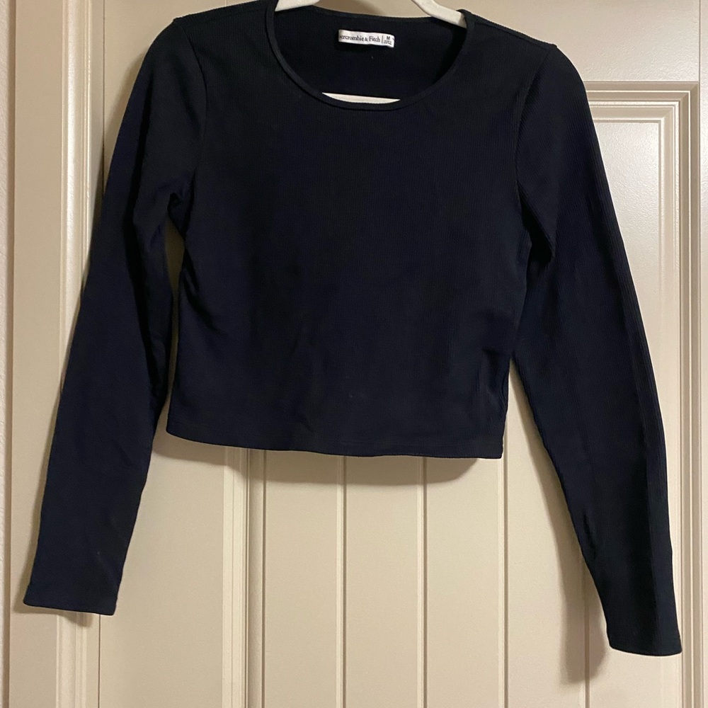 Black Long Sleeve Crop Top